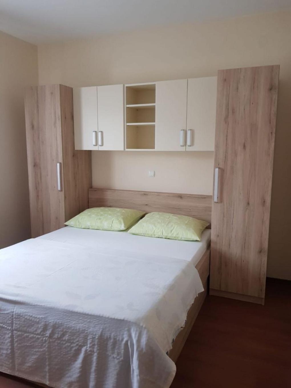 Apartments Mari - Near Sea Lopar Bagian luar foto